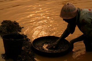 Diamond sieve